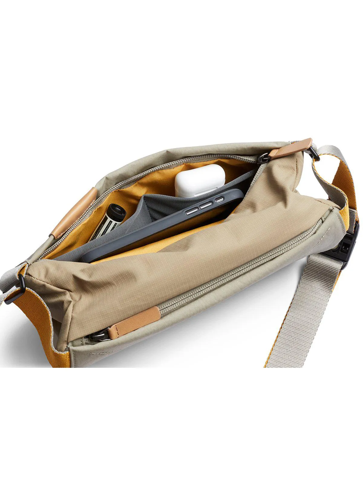 Mini Lunar Bellroy Sling Bag - Compact, Stylish, and Versatile Design for Everyday Use