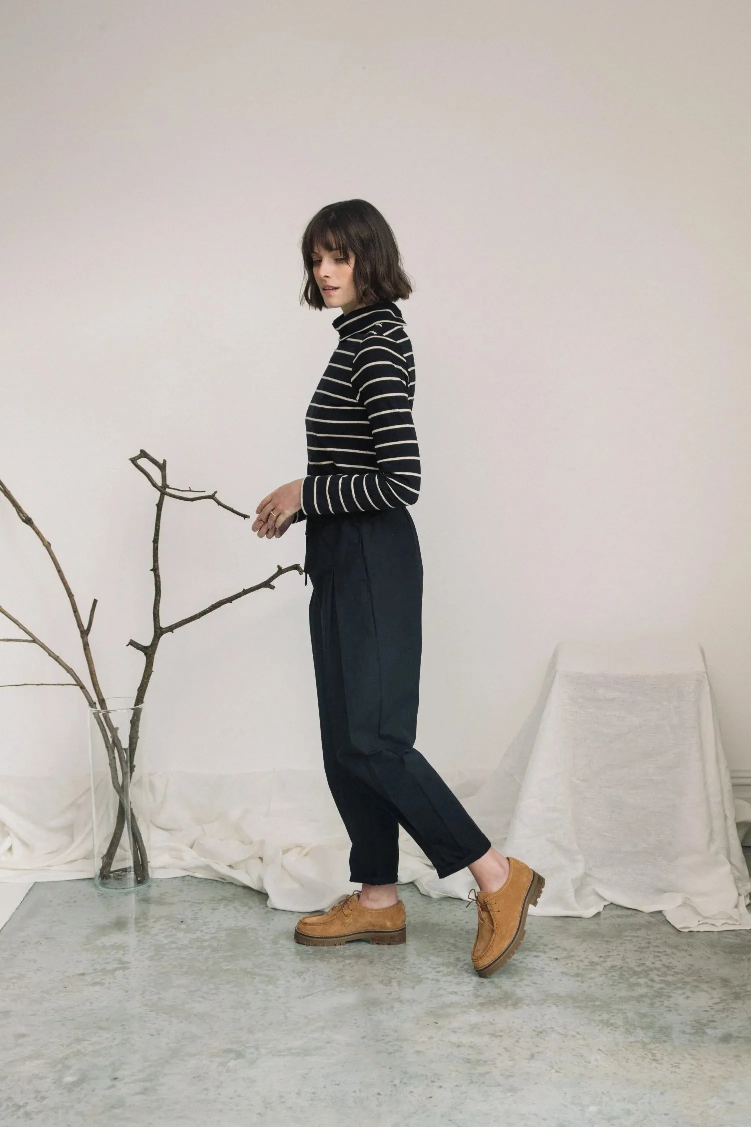 Pine-Sue Top in Black/Sand | Beaumont Organic