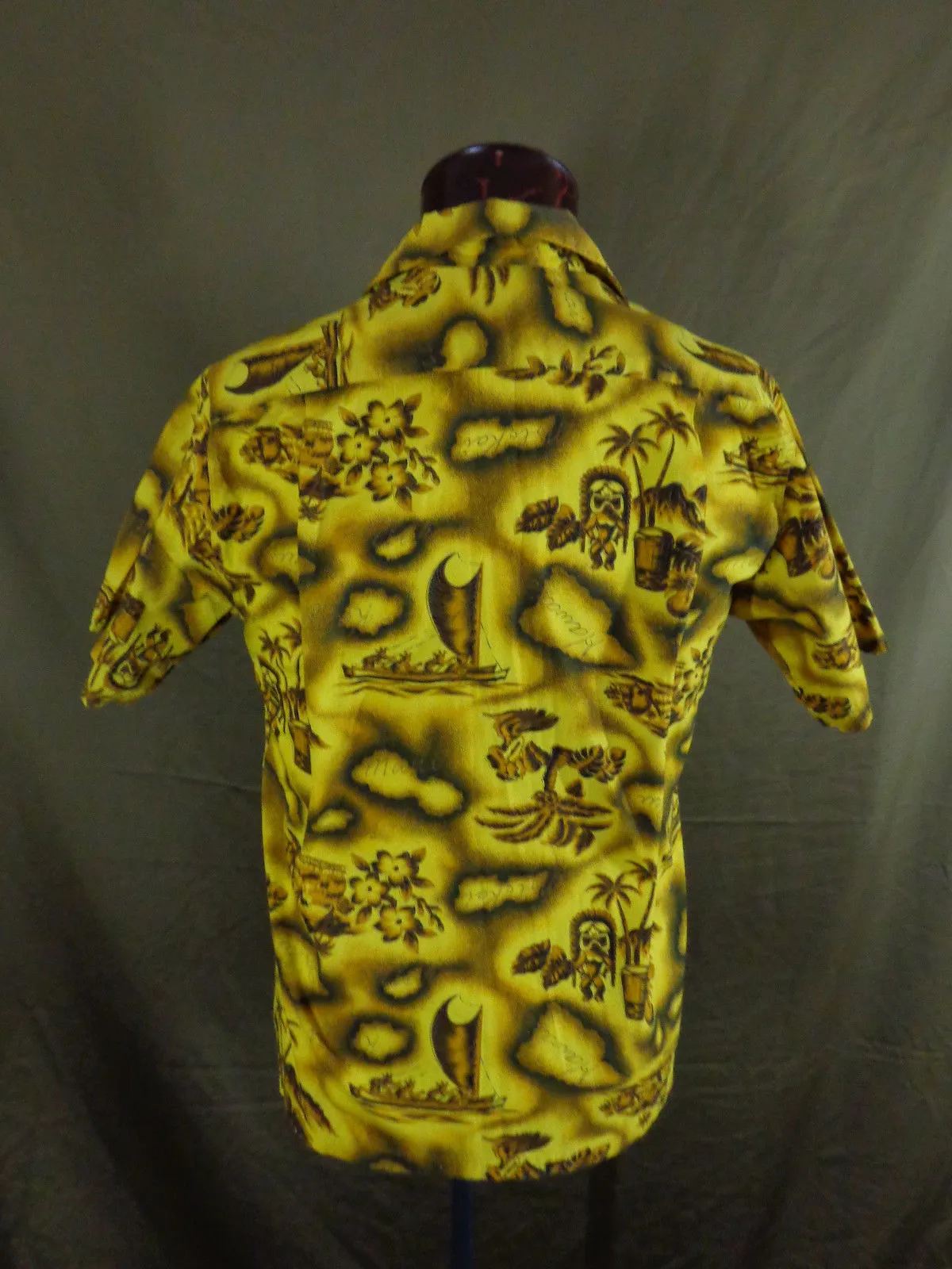 Vintage 50s Prince Kuhio Yellow Hawaiian Islands Aloha Shirt M